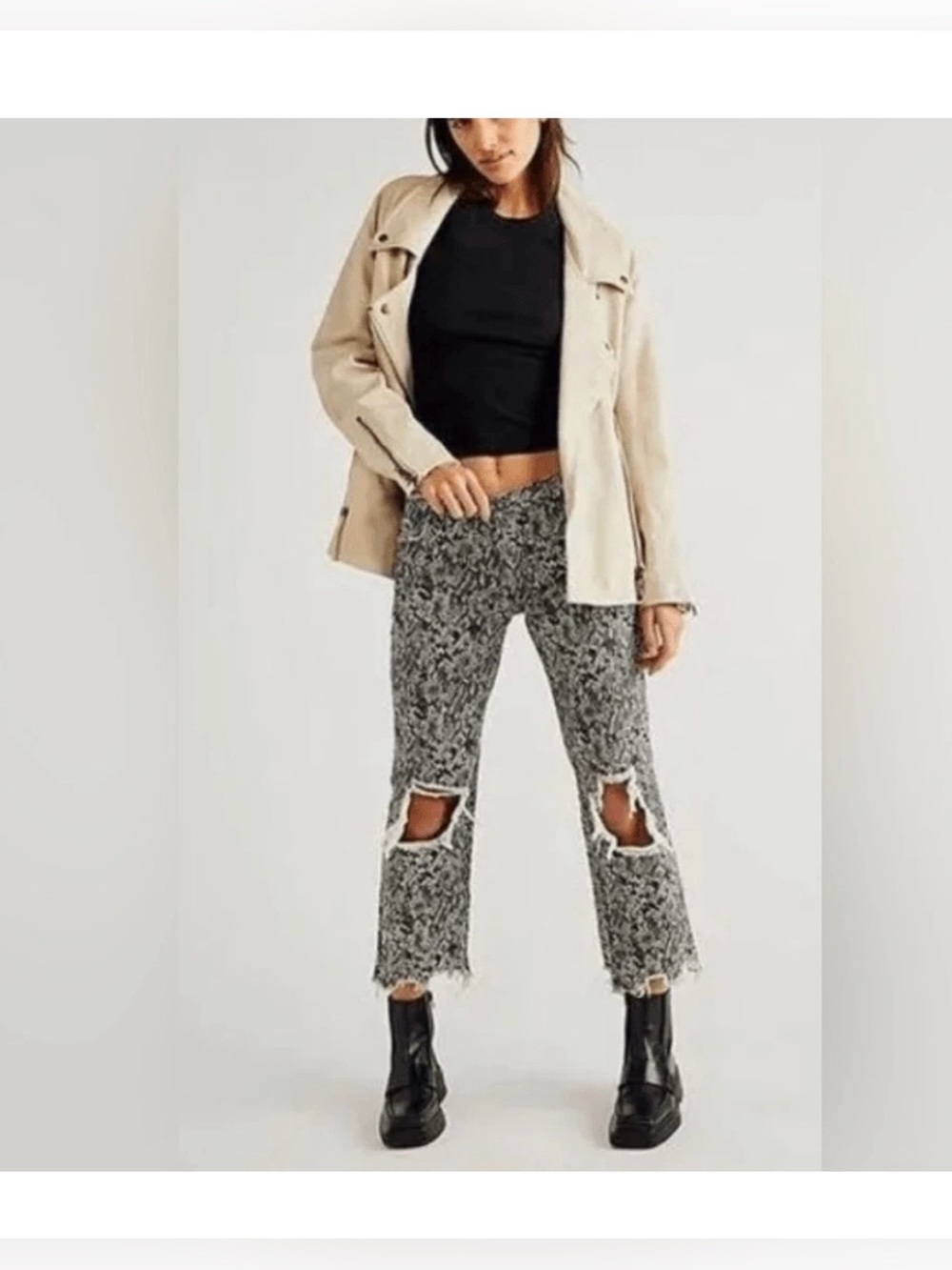 We the free Maggie printed jeans size 24 NWT